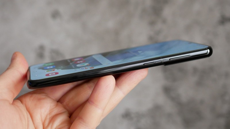 Обзор смартфона Samsung Galaxy S21+: флагман без излишеств
