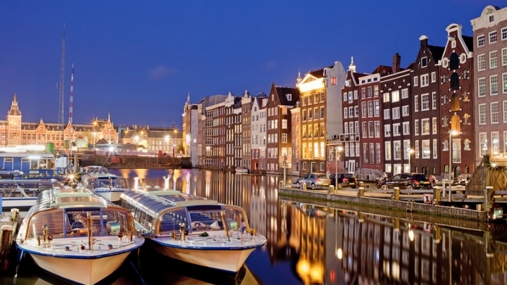 На каналы Амстердама выйдут лодки-роботы