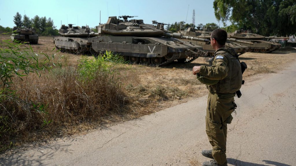 Министр обороны Израиля Бени Ганц заявил об отказе поставлять Украине вооружения