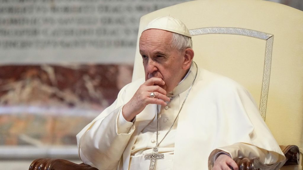 Папа римский Франциск призвал президентов России и Украины остановить конфликт