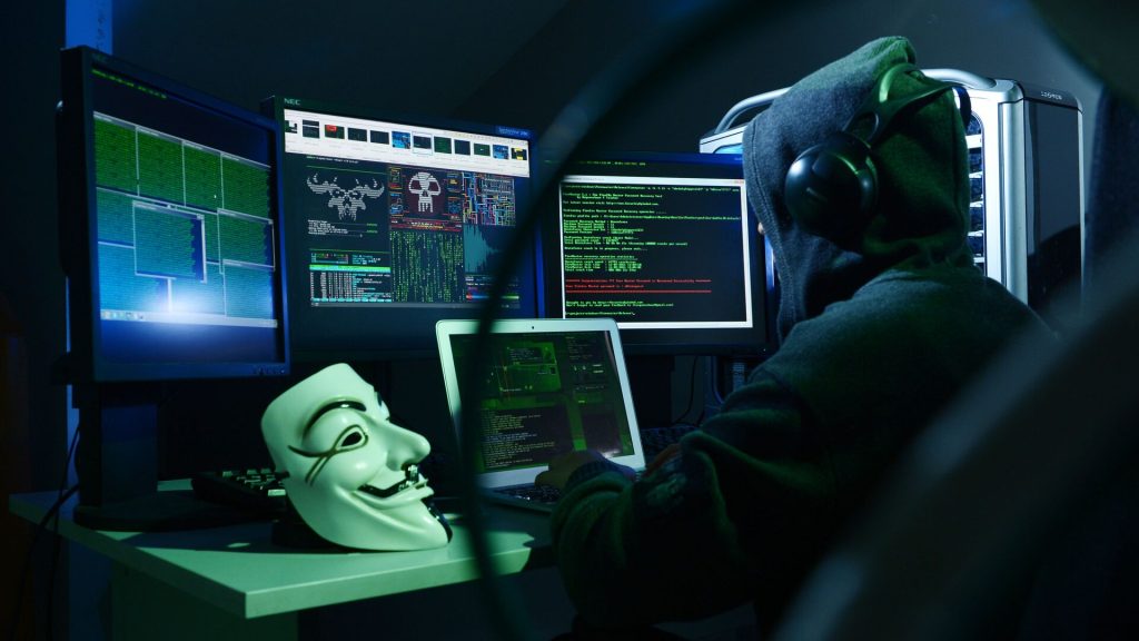Хакер «Джокер» заявил о работе его шпионов в офисе президента Зеленского, СБУ и ВСУ