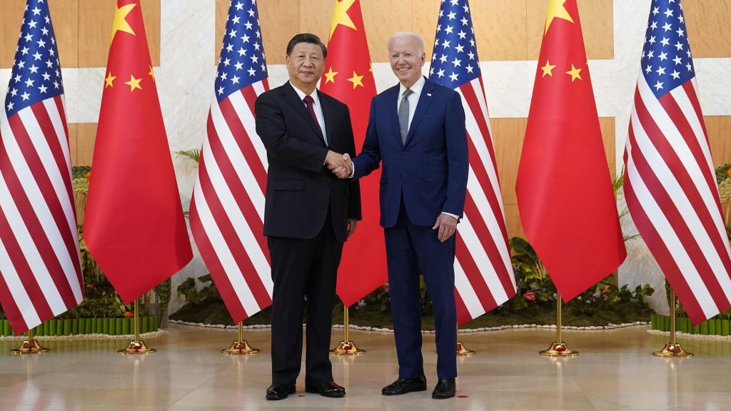 Байден призвал не допустить перерастания соперничества США и Китая в конфликт