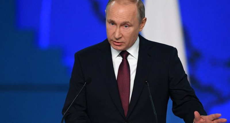 Путин напомнил о продлении в 2020 году программы маткапитала до конца 2026 года