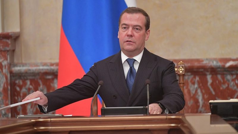 Медведев: если НАТО поставит Украине ЗРК Patriot, они станут законной целью ВС России