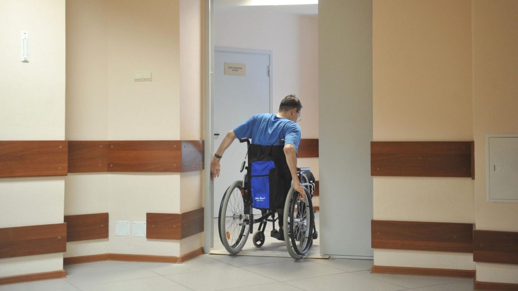 Путин поручил до 15 ноября создать в ДНР центр комплексной реабилитации инвалидов