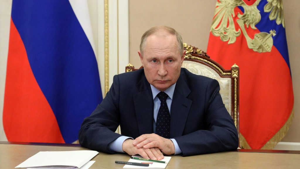 Президент Путин подписал указ о дополнительных социальных гарантиях для военных