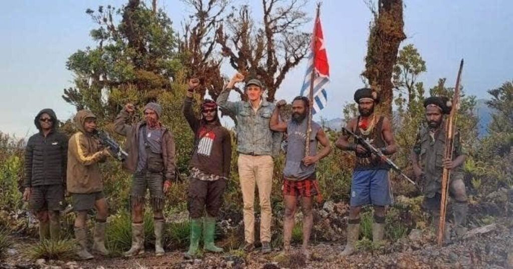 В Республике Западное Папуа повстанцы взяли в плен пилота Susu Air