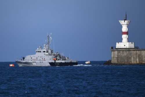 Севастополь атаковали надводные беспилотники