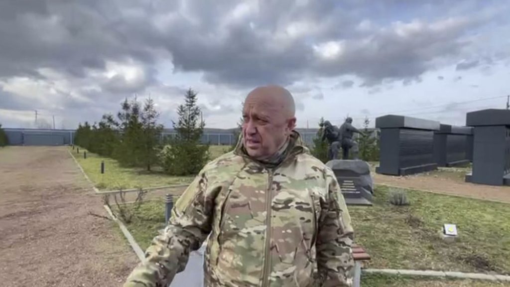 Основатель «Вагнера» Пригожин опроверг сообщения о штурме поселка Хромово бойцами ЧВК