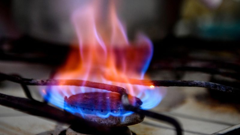 Регулируемые цены на газ в России повысят на восемь процентов с 1 июля