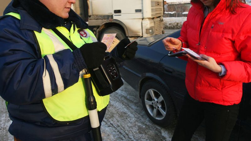 Водители в России нашли способ вернуть права после езды «под лекарствами»