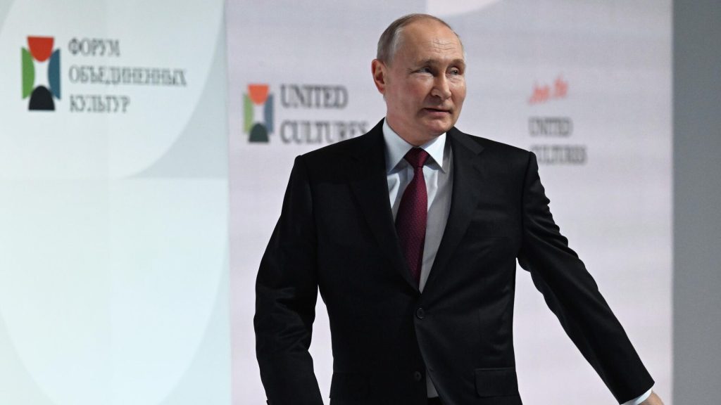 Путин заявил, что Россия не собирается закрывать окно в Европу