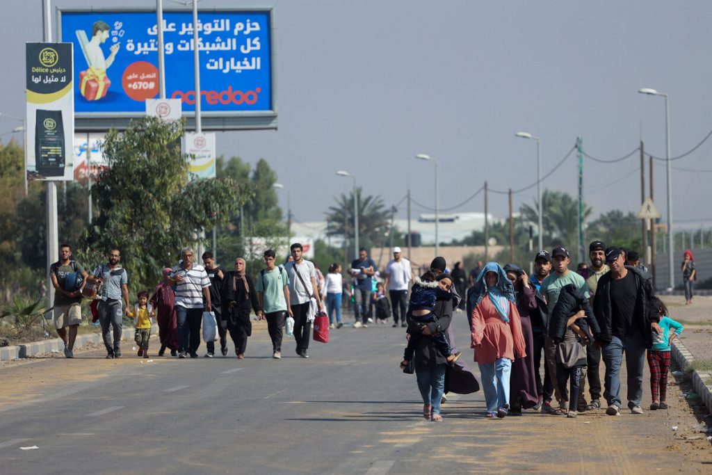 Стало известно о прибытии двух бортов в Каир для эвакуации россиян из Газы