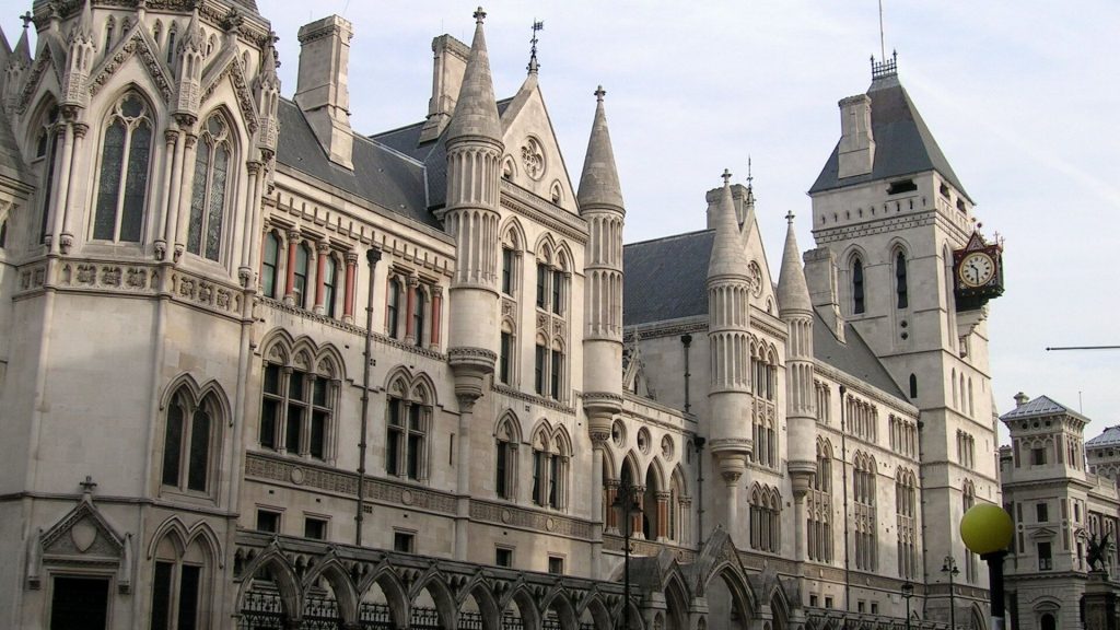Высокий суд Лондона отказал России в госиммунитете по делу ЮКОСа
