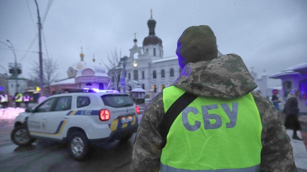 "Они отступили". Чем опасна новая тактика Киева против своих граждан