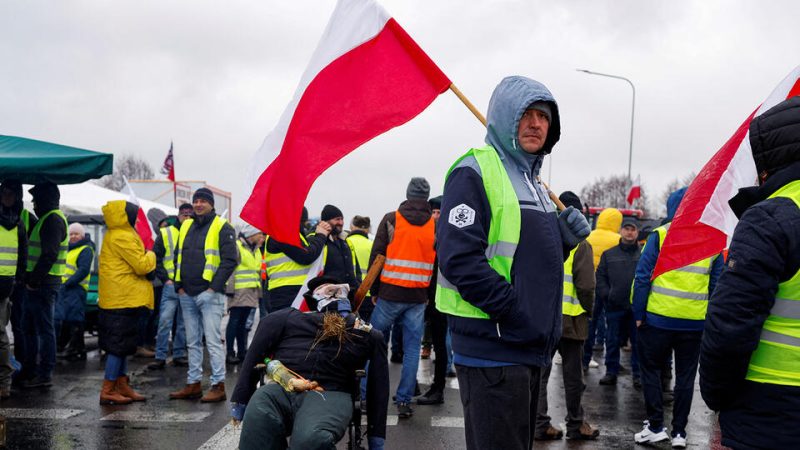 Польские чиновники не пришли на встречу с украинскими коллегами на границе
